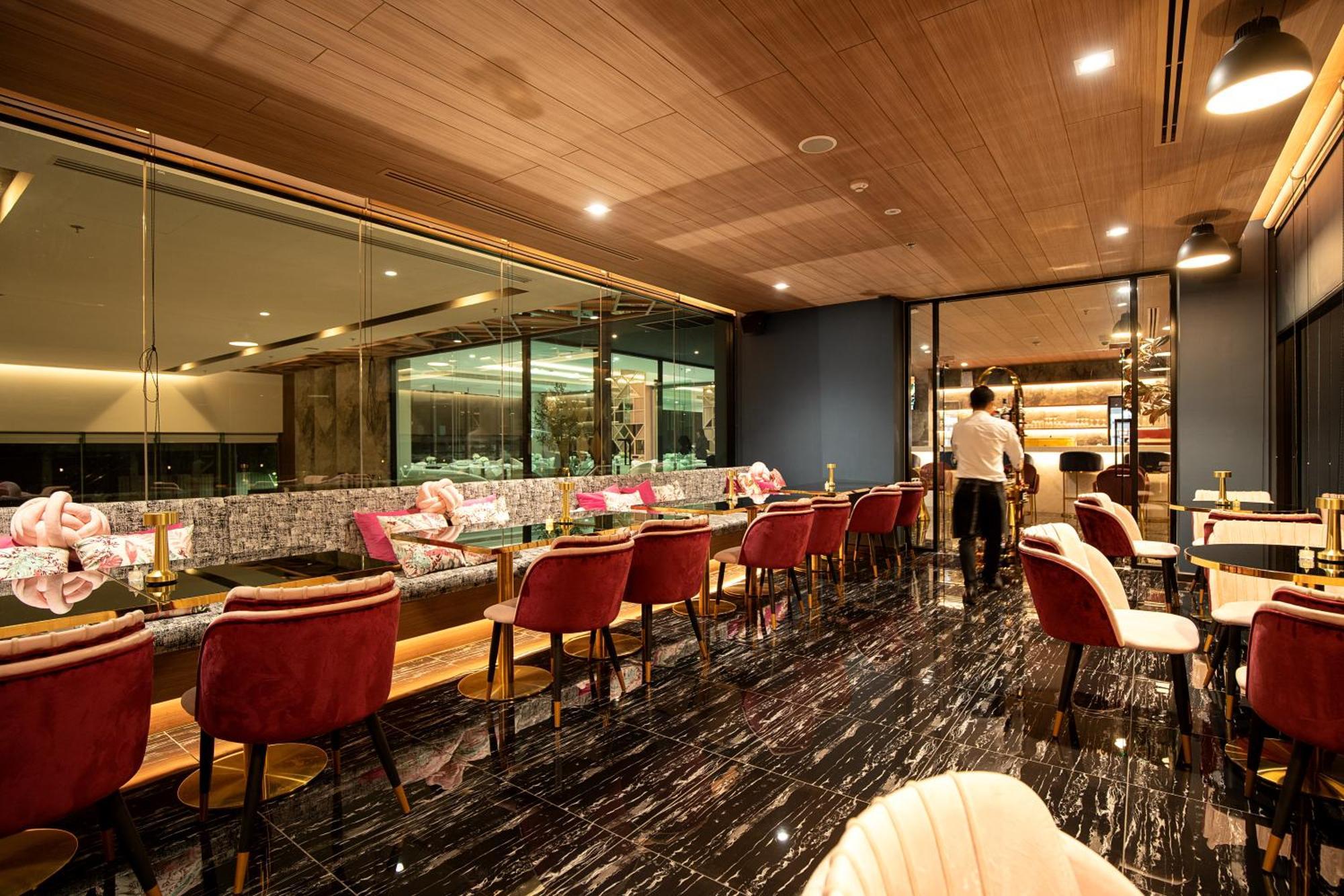 Thaya Hotel Bangkok Luaran gambar