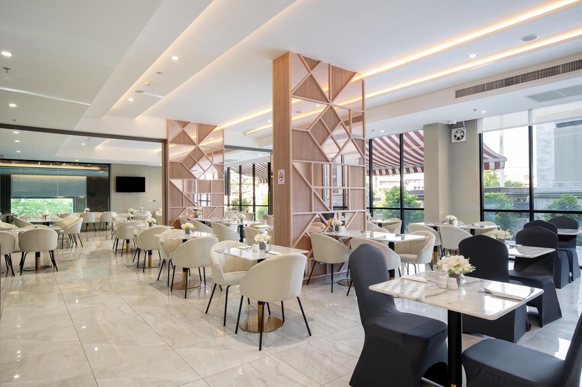 Thaya Hotel Bangkok Luaran gambar